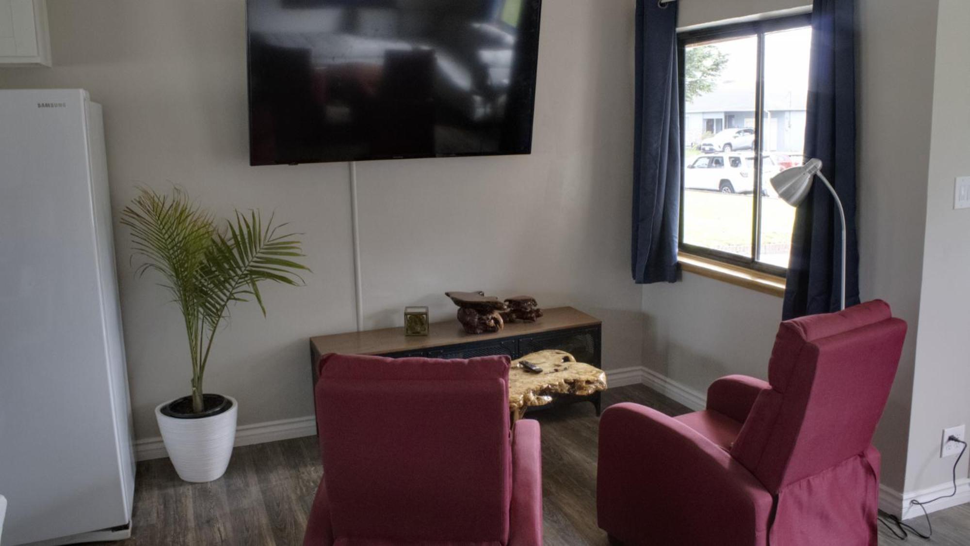Private Home - Playground, Jumping Mat, Bbq, Darts, Firepit, Gazebo, 4 Smart Tvs, White Cotton Bedding, - The Redwood Cul-De Sac Beach Retreat 新奥尔良市 外观 照片