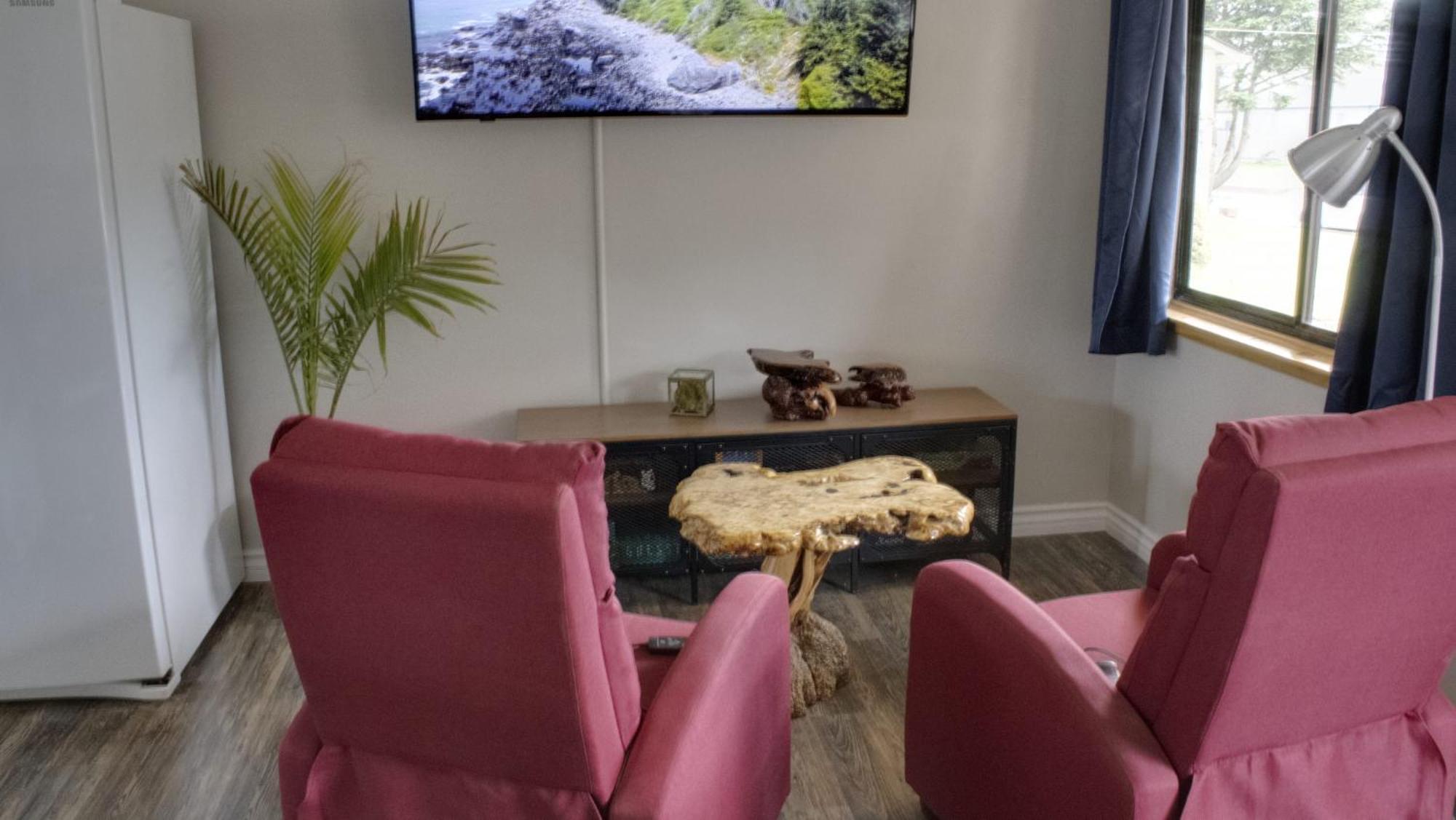 Private Home - Playground, Jumping Mat, Bbq, Darts, Firepit, Gazebo, 4 Smart Tvs, White Cotton Bedding, - The Redwood Cul-De Sac Beach Retreat 新奥尔良市 外观 照片