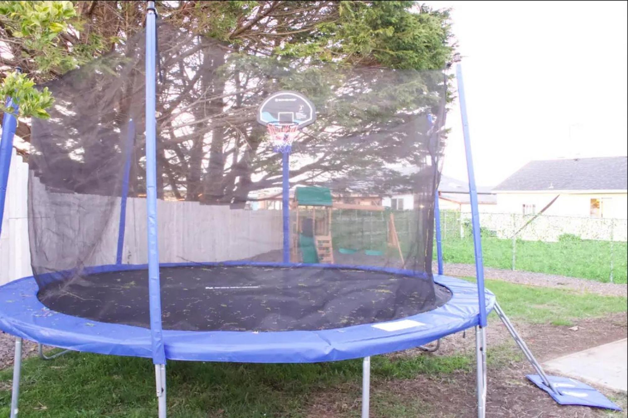 Private Home - Playground, Jumping Mat, Bbq, Darts, Firepit, Gazebo, 4 Smart Tvs, White Cotton Bedding, - The Redwood Cul-De Sac Beach Retreat 新奥尔良市 外观 照片